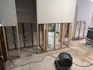 Water Damage restoration in Lakeland, FL (8)